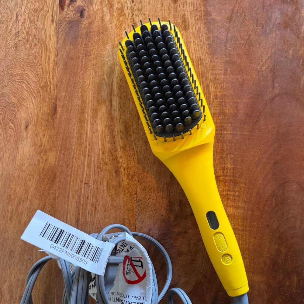 Drybar The Brush Crush Heated Straightening Brush